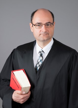 Rechtsanwalt Fathieh