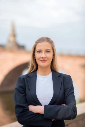 Rechtsanwältin Carla Körbel
