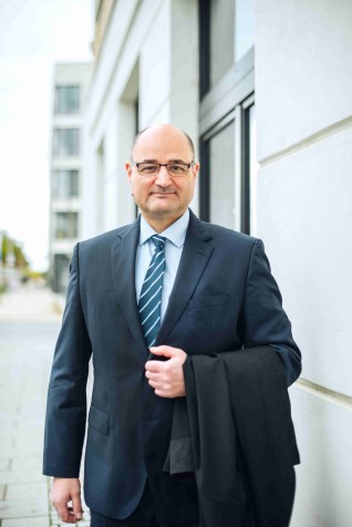 Rechtsanwalt Fathieh